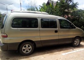 Small minivan to waterfalls